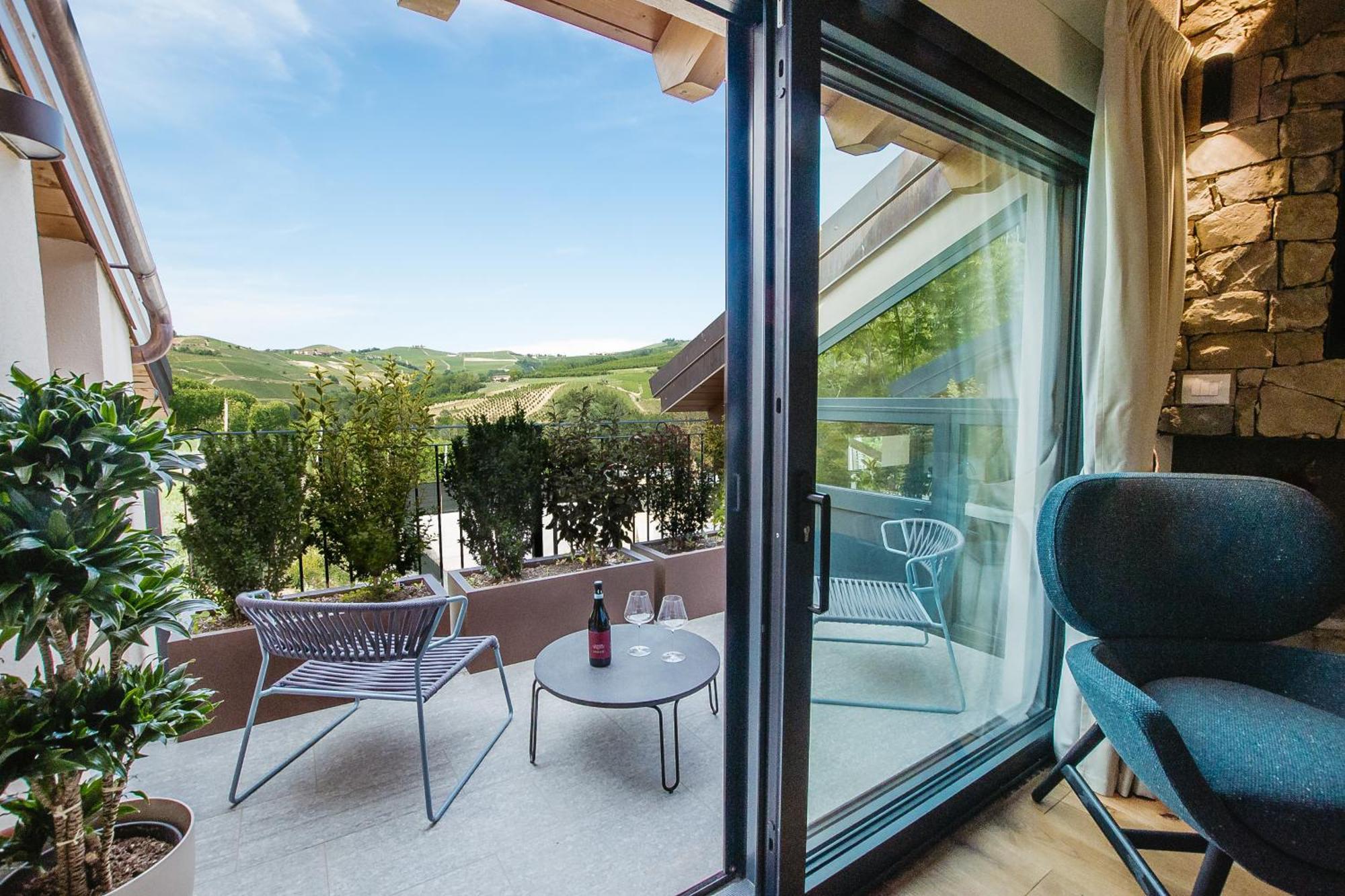 Garesio Wine Resort Serralunga d'Alba Exterior foto